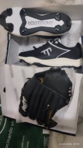 Venta de guante de béisbol y espay 42 ($25000 el conjunto)