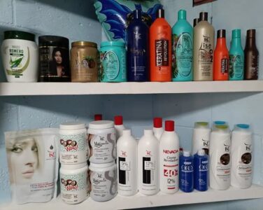Productos para el cuidado del cabello y de la piel - 58569481