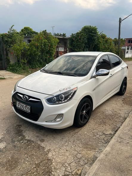 Vendo Hyundai accent 2015 - 52429286