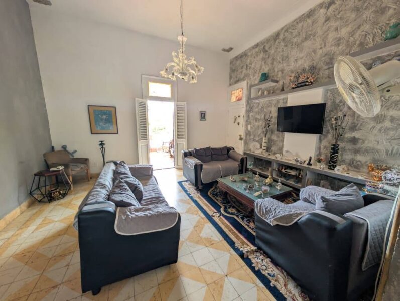 Se vende casa independiente, Plaza de la Revolución - 150 000 USD
