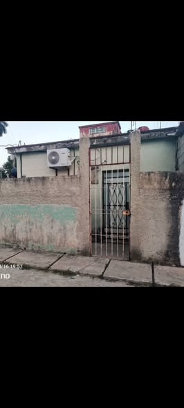 Se vende casa en Bolleros en Rio Verde frente a la tienda La Barrena - 5 mil USD